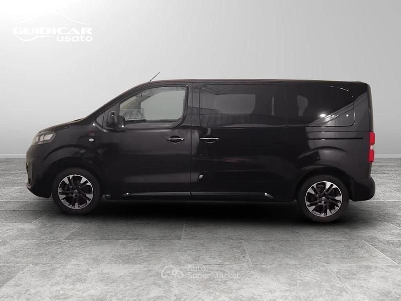 Usata Opel Zafira Life Edition 120 CV (88 kW) 2021 Nero Monovolume