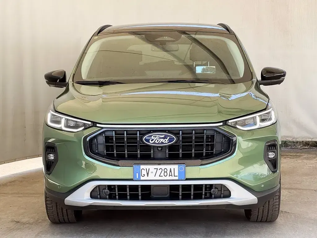 Usata Ford Kuga Active X 180 CV (132 kW) 2024 Bursting green  metallizzato SUV