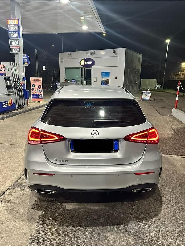 Usata Mercedes A200 Premium 163 CV (119 kW) 2022 Berlina