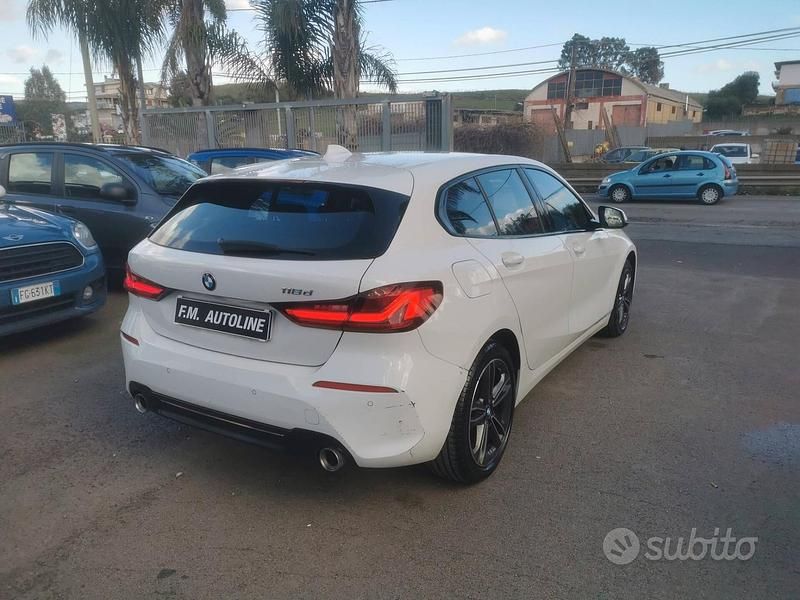 Usata BMW 118 Sport Line 150 CV (110 kW) 2021 Bianco Utilitaria