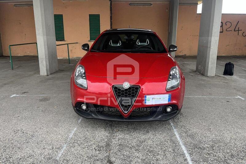 Usato 2016 Alfa Romeo 1750 1.7 Benzin 241 CV (19.000 €)