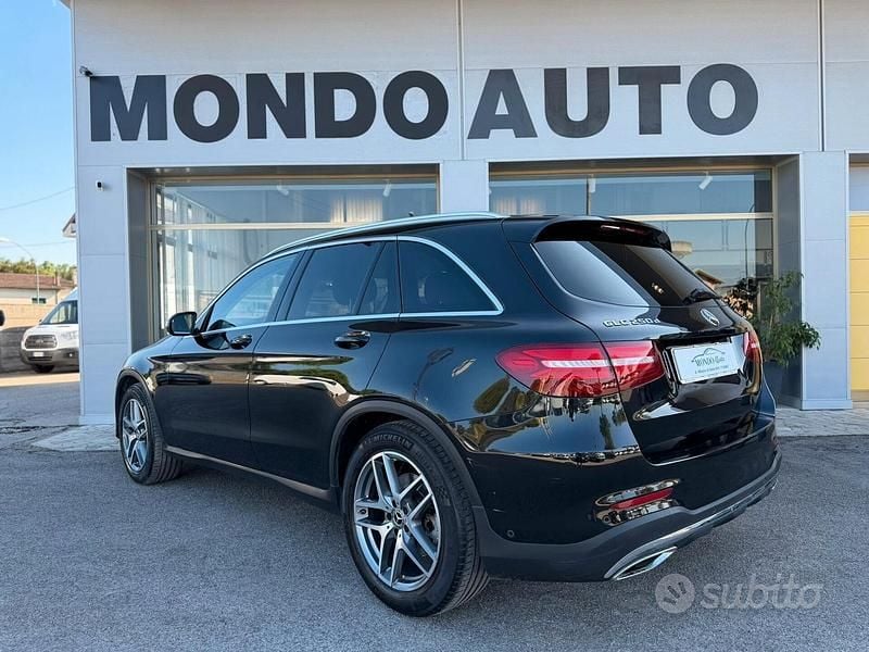 Usata Mercedes GLC250 Premium 204 CV (150 kW) 2017 Nero SUV