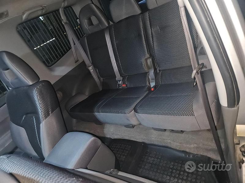 Grigio Usata 2002 Mitsubishi Pajero SUV | 6500 € - Immagine 1/4