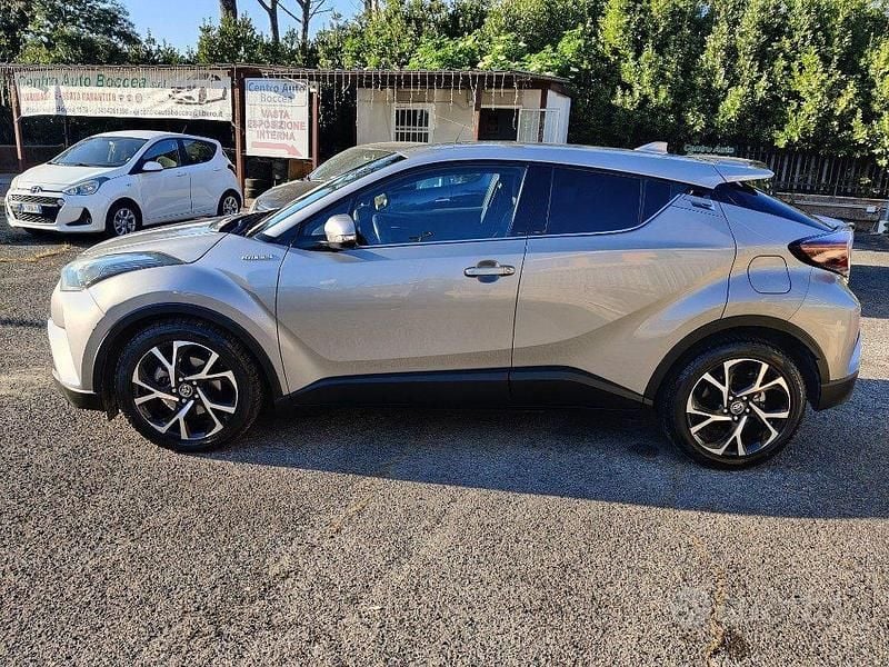 Usata Toyota C-HR Trend 98 CV (72 kW) 2019 Grigio SUV