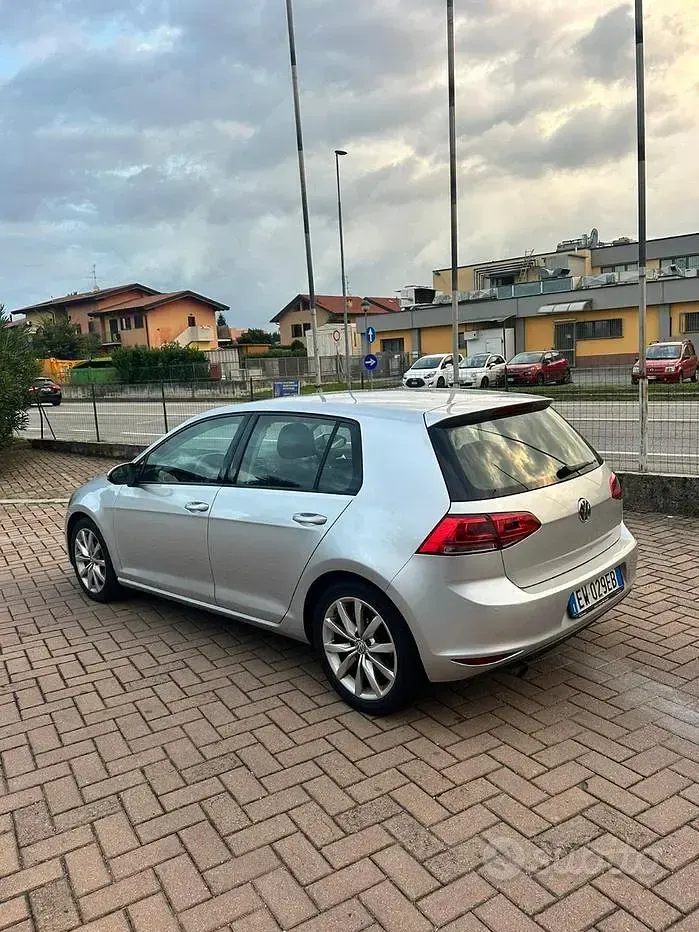 Usata VW Golf VII 105 CV (77 kW) 2014 Berlina