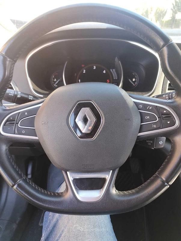 Usata Renault Mégane GrandTour 110 CV (80 kW) 2018 Blu Station wagon