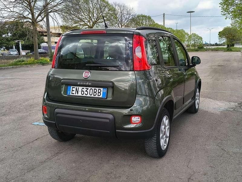 Usata Fiat Panda Trekking 80 CV (58 kW) 2013 Verde Utilitaria