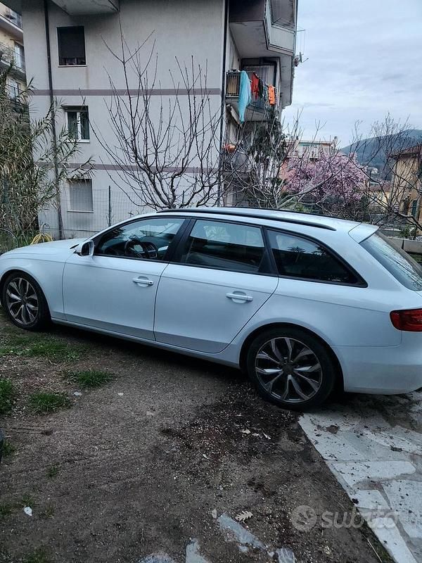 Usata Audi A4 145 CV (106 kW) 2013 Bianco Station wagon