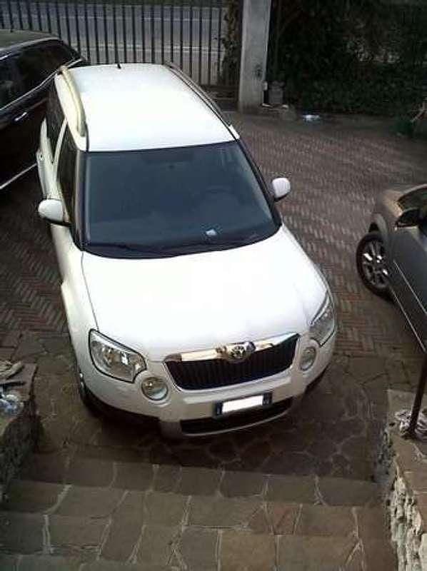 Usata Skoda Yeti Active 110 CV (80 kW) 2011 Bianco SUV