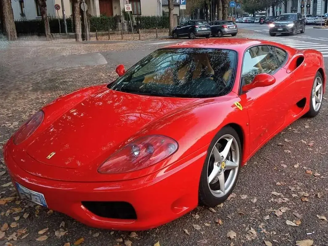 Usata Ferrari 360 400 CV (294 kW) 2000 Rosso Coupé