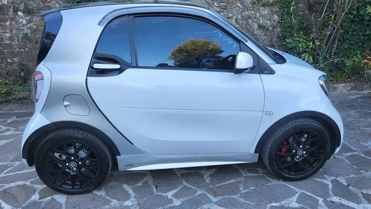 Usata Smart ForTwo Coupé Brabus 90 CV (66 kW) 2017 Coupé