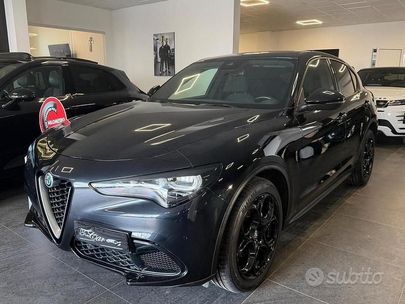 Usata Alfa Romeo Stelvio Sprint 160 CV (117 kW) 2023 Nero SUV