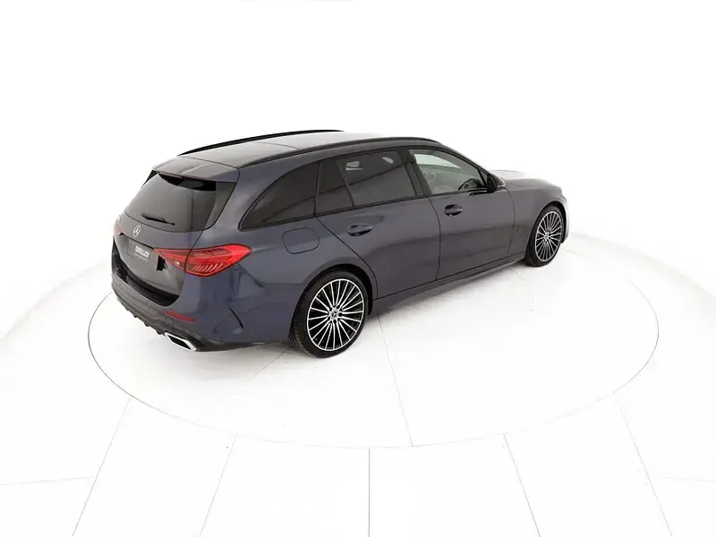Usata Mercedes 200 Advanced 163 CV (119 kW) 2023 Blu/azzurro Station wagon