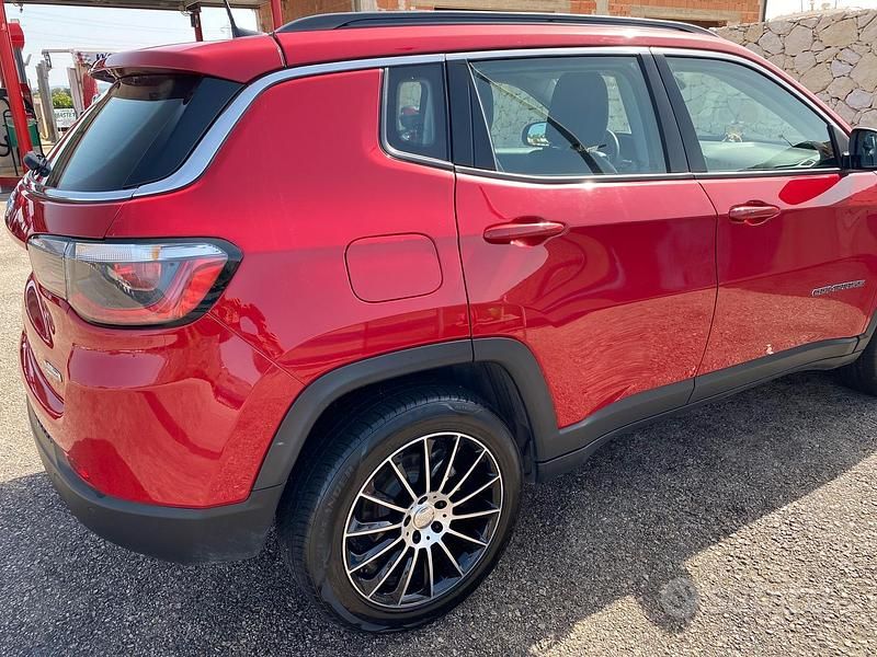 Usata Jeep Compass 120 CV (88 kW) 2019 Rosso SUV