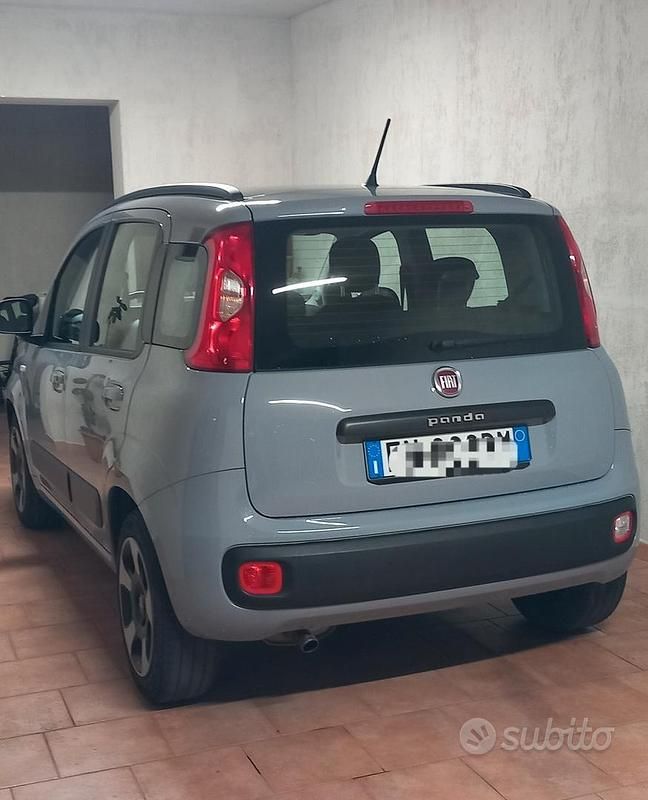 Usata Fiat Panda 95 CV (69 kW) 2018 Grigio Utilitaria
