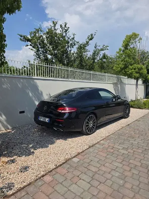 Usata Mercedes C220 Executive 194 CV (142 kW) 2018 Coupé