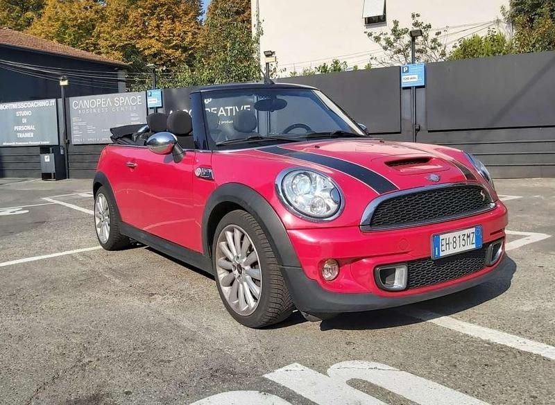 Usata Mini Cooper S Cabriolet 184 CV (135 kW) 2011 Rosso Cabrio