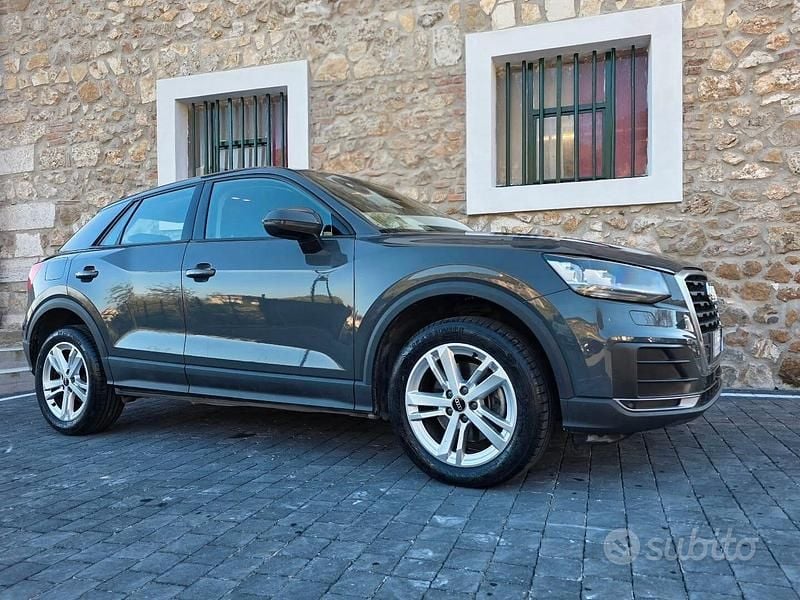 Usata Audi Q2 Business 116 CV (85 kW) 2018 Grigio SUV