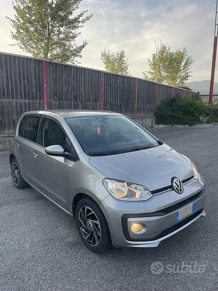 Usata VW up! 60 CV (44 kW) 2019 Grigio Utilitaria