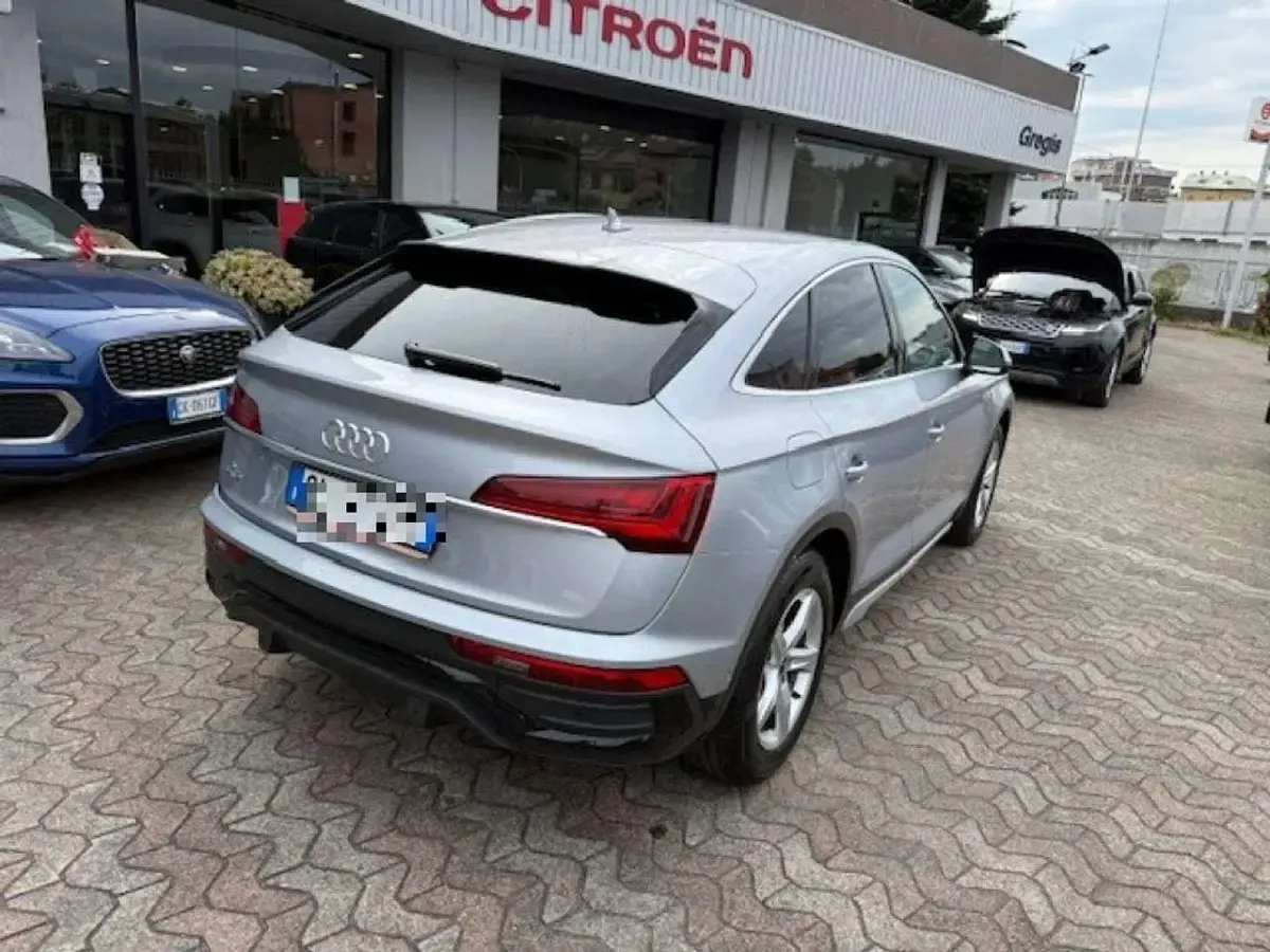 Usata Audi Q5 Advanced 163 CV (119 kW) 2022 Argento SUV
