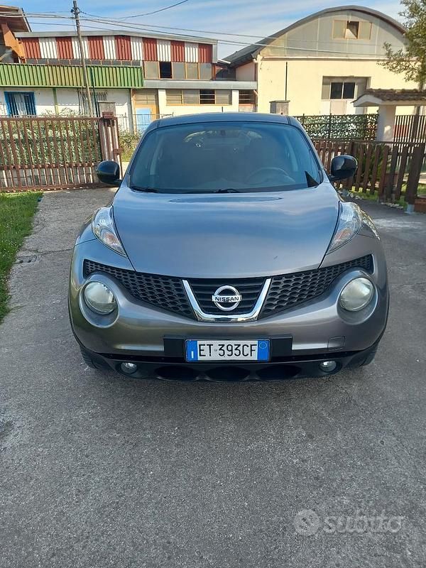 Usata Nissan Juke 110 CV (80 kW) 2013 Grigio SUV