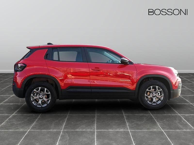 Usata Jeep Avenger Altitude 100 CV (73 kW) 2024 Rosso SUV