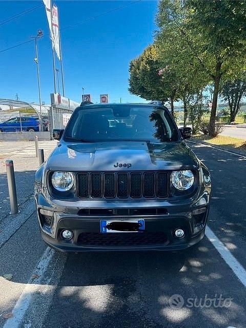 Usata 2022 Jeep Renegade Night Eagle SUV | 16.500 € (Buon prezzo) - Immagine 1/4