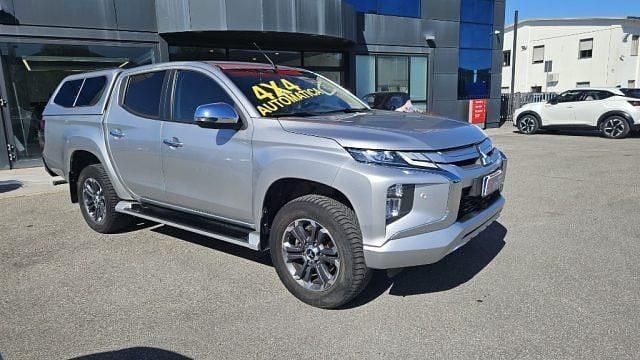 Usata Mitsubishi L200 Intense 150 CV (110 kW) 2020 Argento Pick-up