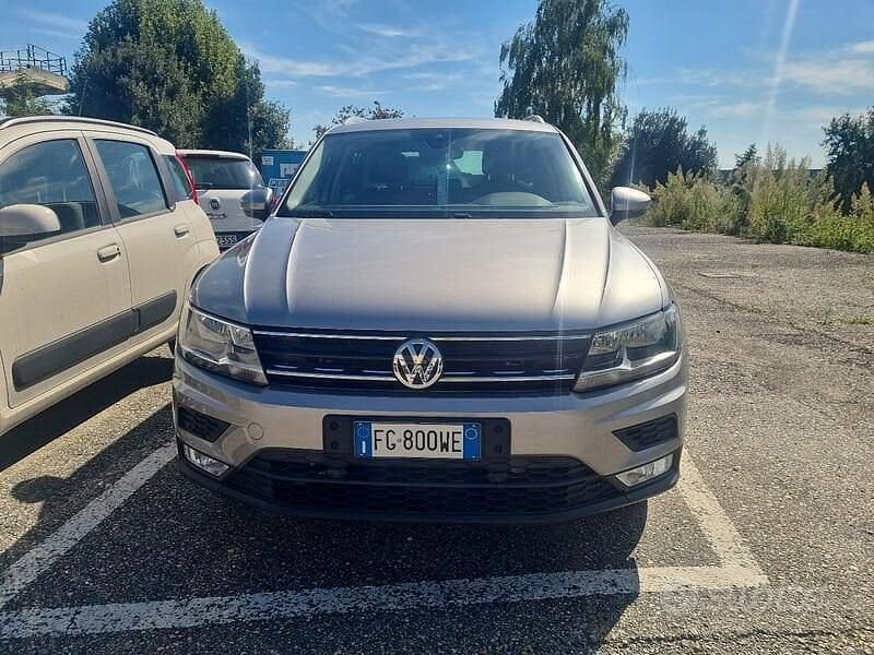 Usata VW Tiguan Business 150 CV (110 kW) 2017 Grigio SUV