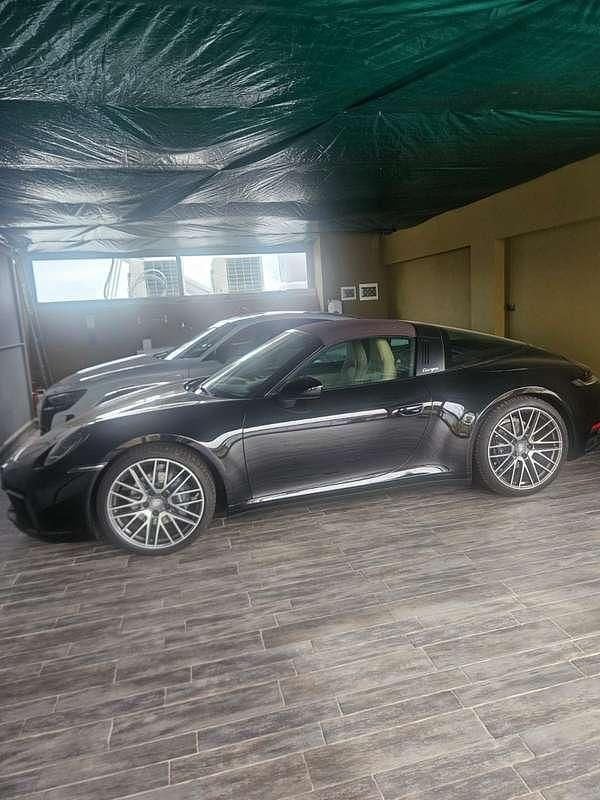 Usata Porsche 911 385 CV (283 kW) 2021 Nero Cabrio