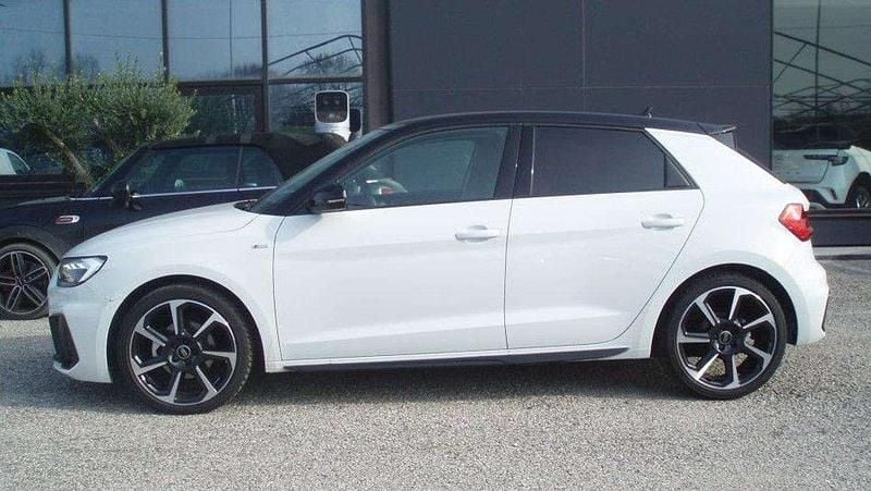 Usata Audi A1 S-Line 116 CV (85 kW) 2025 Bianco tetto nero SUV