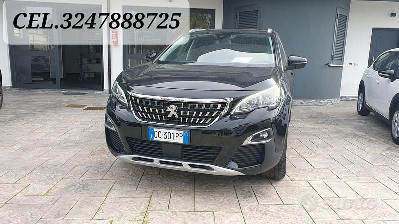 Usata Peugeot 5008 130 CV (95 kW) 2020 Nero SUV