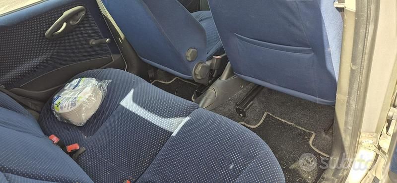Usata Fiat Punto 2000 Utilitaria