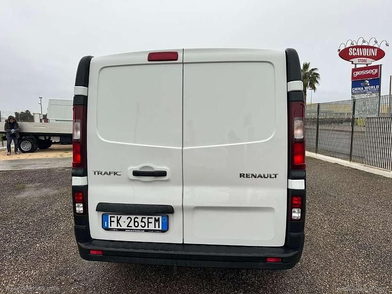 Usata Renault Trafic 125 CV (91 kW) 2017 Other Monovolume