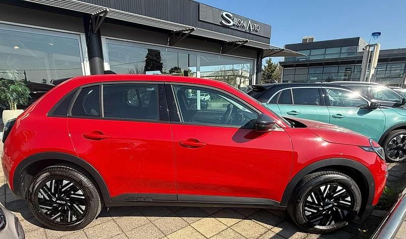 Usata Fiat 600 Business 101 CV (74 kW) 2025 Rosso SUV