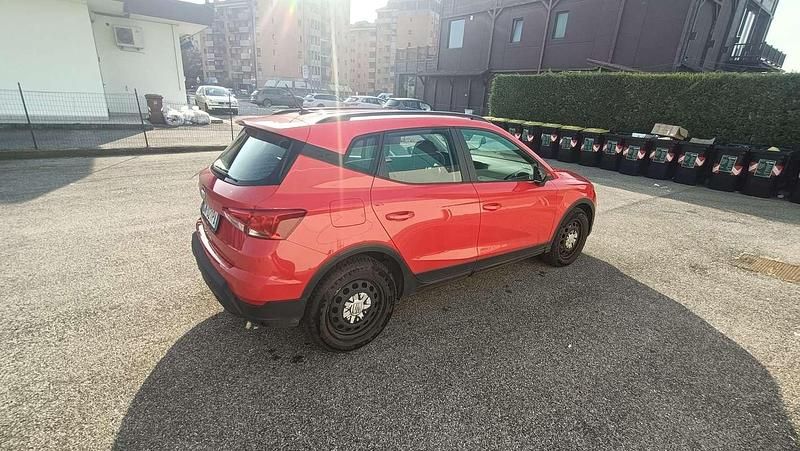 Usata Seat Arona Xperience 90 CV (66 kW) 2023 Rosso SUV