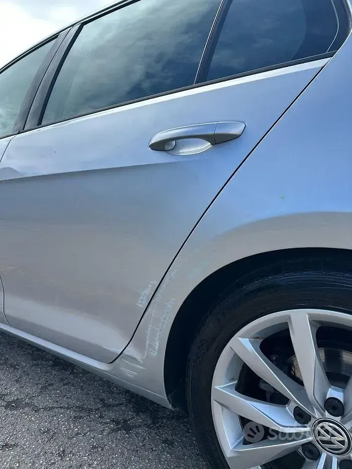 Usata VW Golf Sportsvan Highline 150 CV (110 kW) 2013 Grigio Monovolume