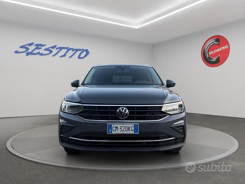 Usata VW Tiguan Life 150 CV (110 kW) 2022 Grigio SUV