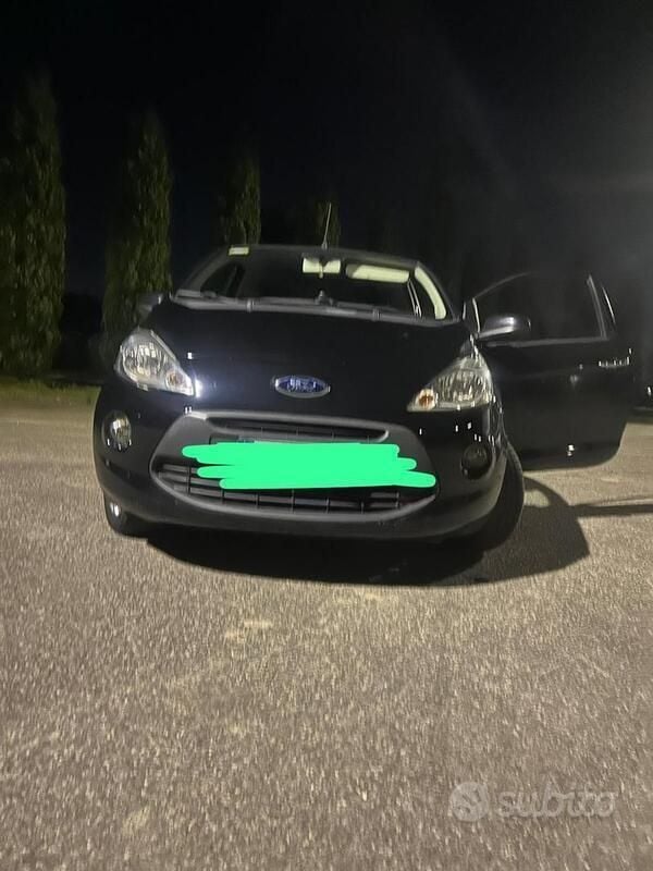 Usata Ford Ka 69 CV (50 kW) 2013 Nero Utilitaria