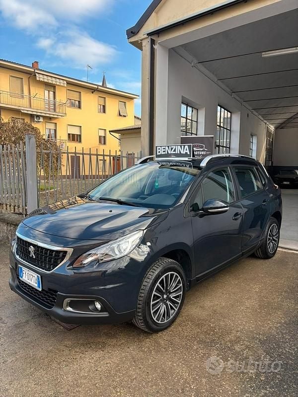 Blu Usata 2019 Peugeot 2008 SUV | 9800 € (Super prezzo) - Immagine 1/4