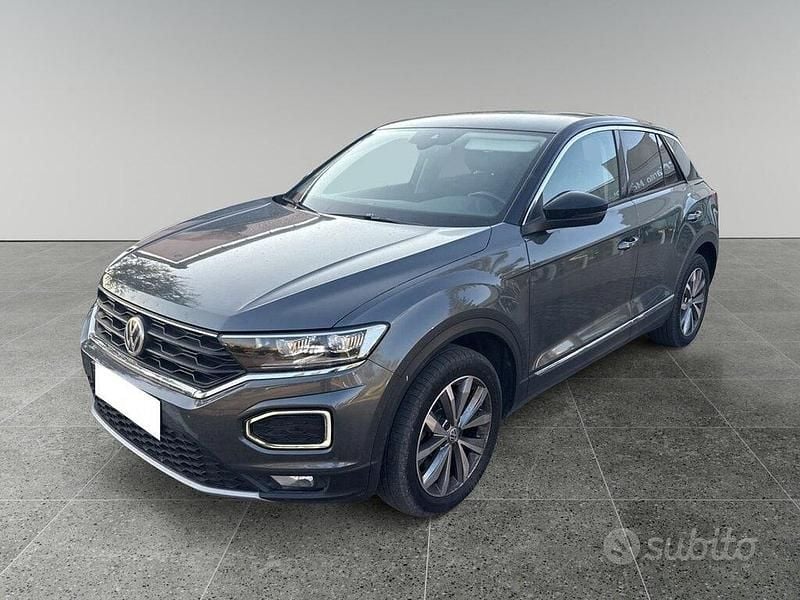 Usata VW T-Roc Style 150 CV (110 kW) 2018 Grigio SUV