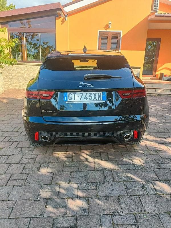 Usata Jaguar E-Pace 150 CV (110 kW) 2020 Nero SUV