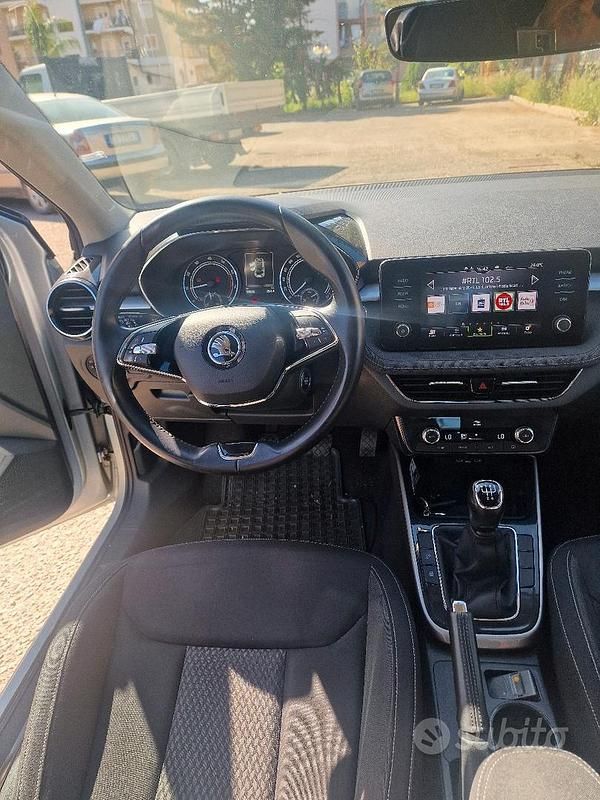 Usata Skoda Fabia 95 CV (69 kW) 2022 Grigio Berlina