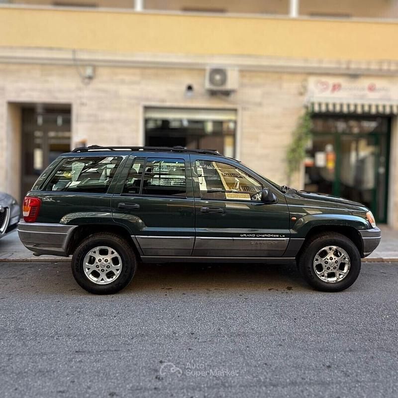 Usata Jeep Grand Cherokee Laredo 140 CV (102 kW) 2001 Verde SUV