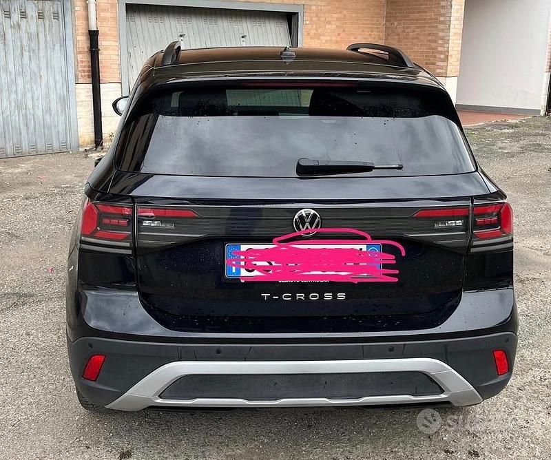 Usata VW T-Cross Style 110 CV (80 kW) 2024 Nero SUV
