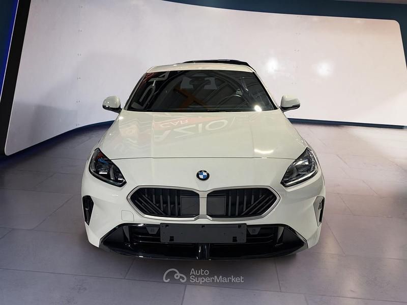 Usata BMW 120 M Sport 170 CV (125 kW) 2025 Bianco Utilitaria