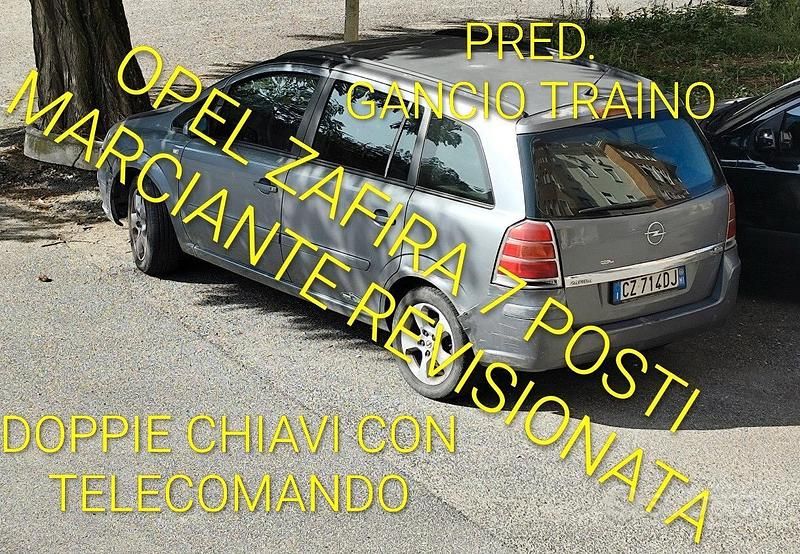 Usata Opel Zafira 2005 Monovolume