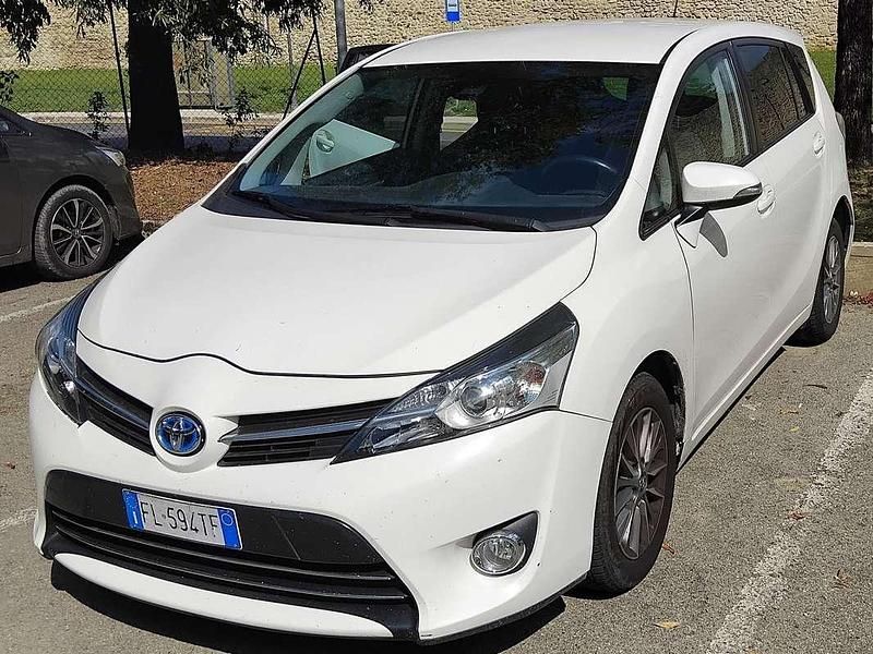Bianco Usata 2017 Toyota Verso Style Monovolume | 8650 € (Buon prezzo) - Immagine 1/4