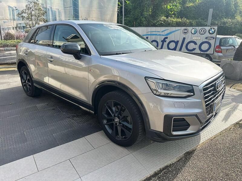 Grigio Usata 2017 Audi Q2 S-Line SUV | 14.999 € (Buon prezzo) - Immagine 1/4