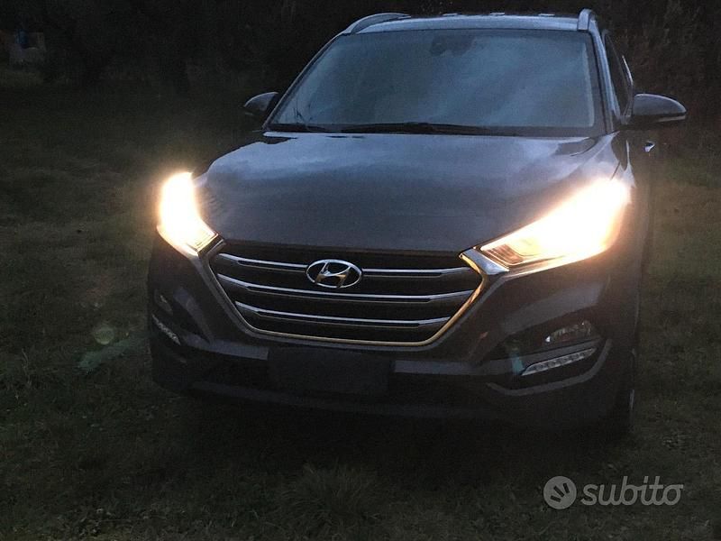 Usata Hyundai Tucson 2017 Marrone SUV